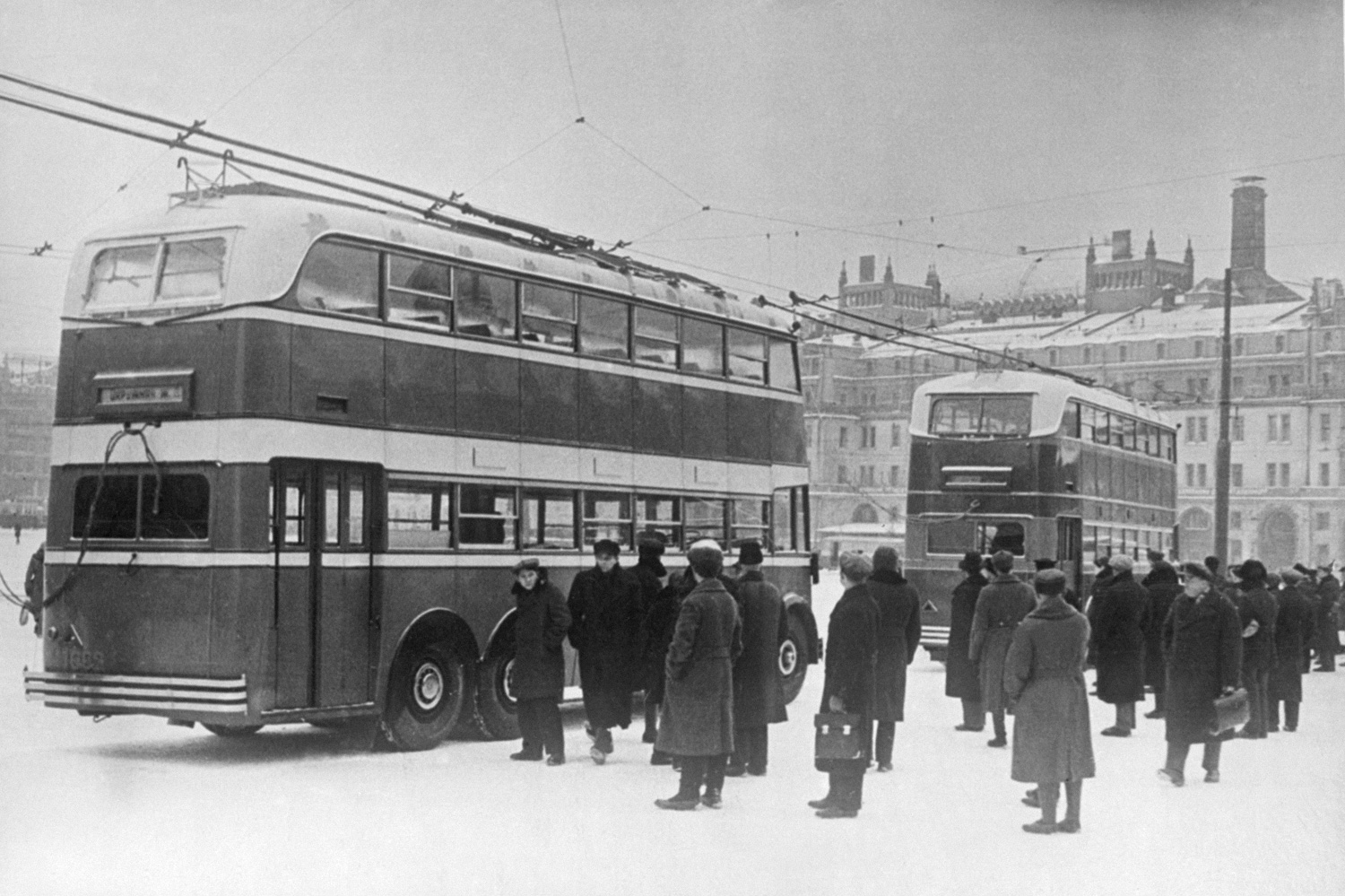 Москва, ЯТБ-3 № 1002; Москва — Исторические фотографии — Двухэтажные троллейбусы (1937-1953)