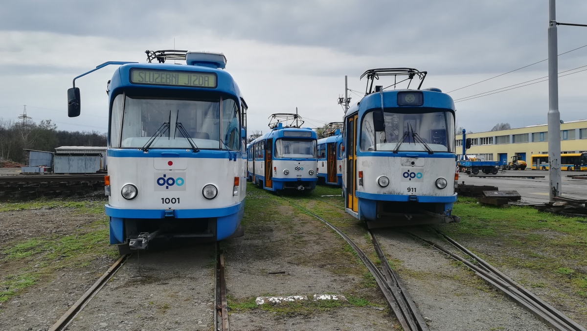 Острава, Tatra T3G № 1001; Острава, Tatra T3SUCS № 911; Острава, Tatra T3SUCS № 959