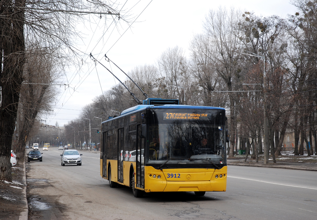 Киев, ЛАЗ E183D1 № 3912