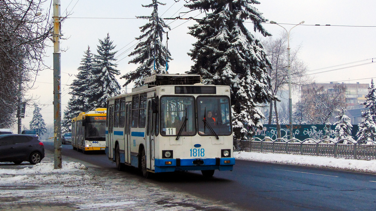 Мариуполь, ЮМЗ Т2 № 1818