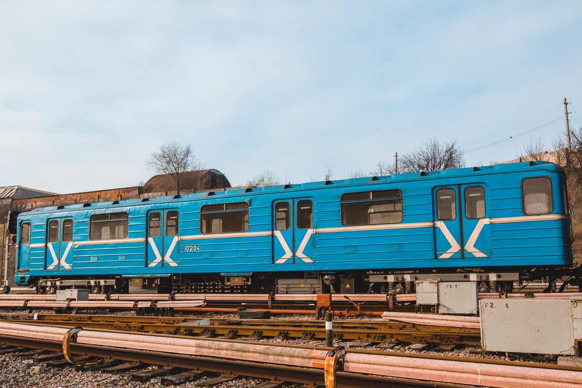 Днепр, 81-717.5 (ЛВЗ/ВМ) № 10204