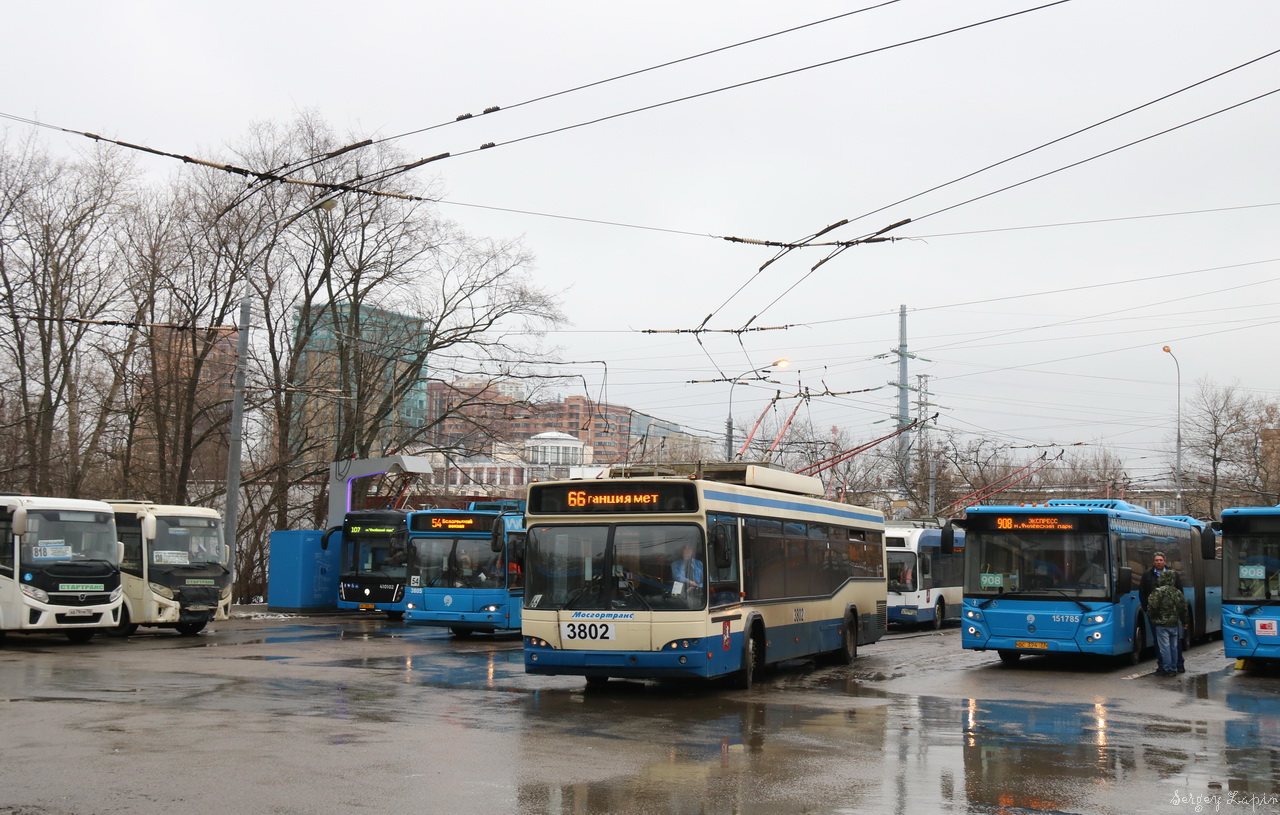 Москва, СВАРЗ-МАЗ-6235.00 № 3802