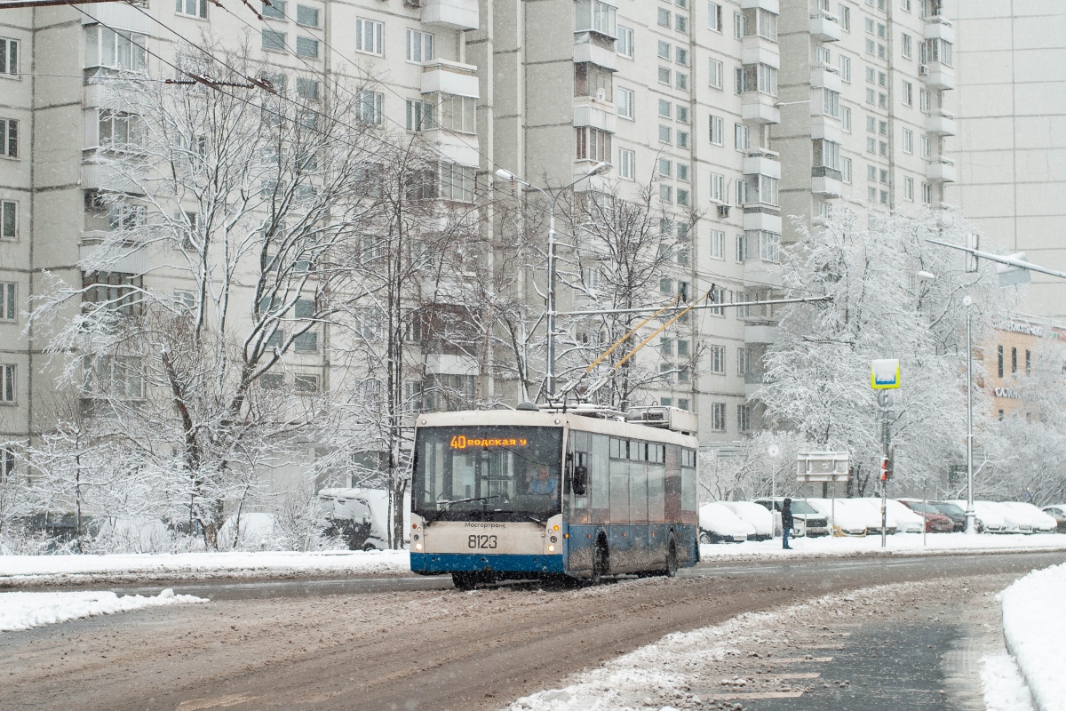 Moskva, Trolza-5265.00 “Megapolis” č. 8123