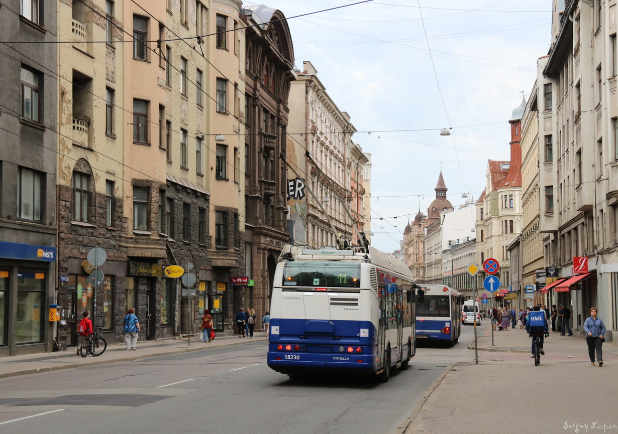 Рига, Škoda 24Tr Irisbus Citelis № 18230