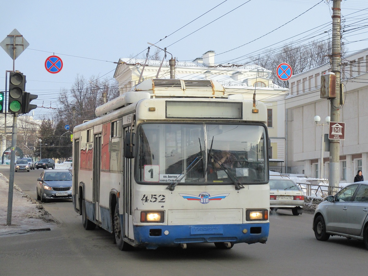 Киров, БТЗ-52764Р № 452