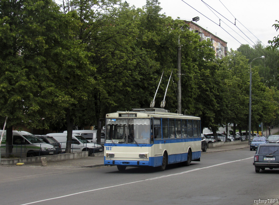 Ровно, Škoda 14Tr89/6 № 102