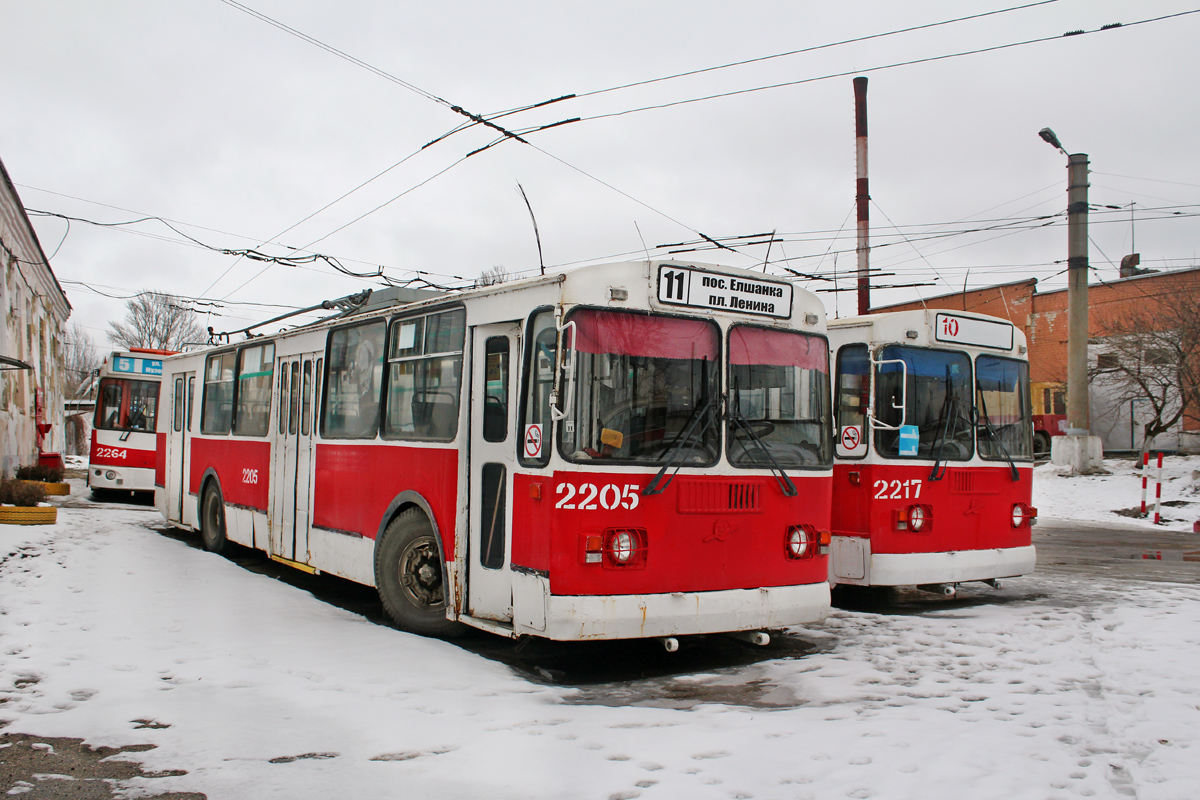 Saratov, ZiU-682G-016 (012) Nr. 2205
