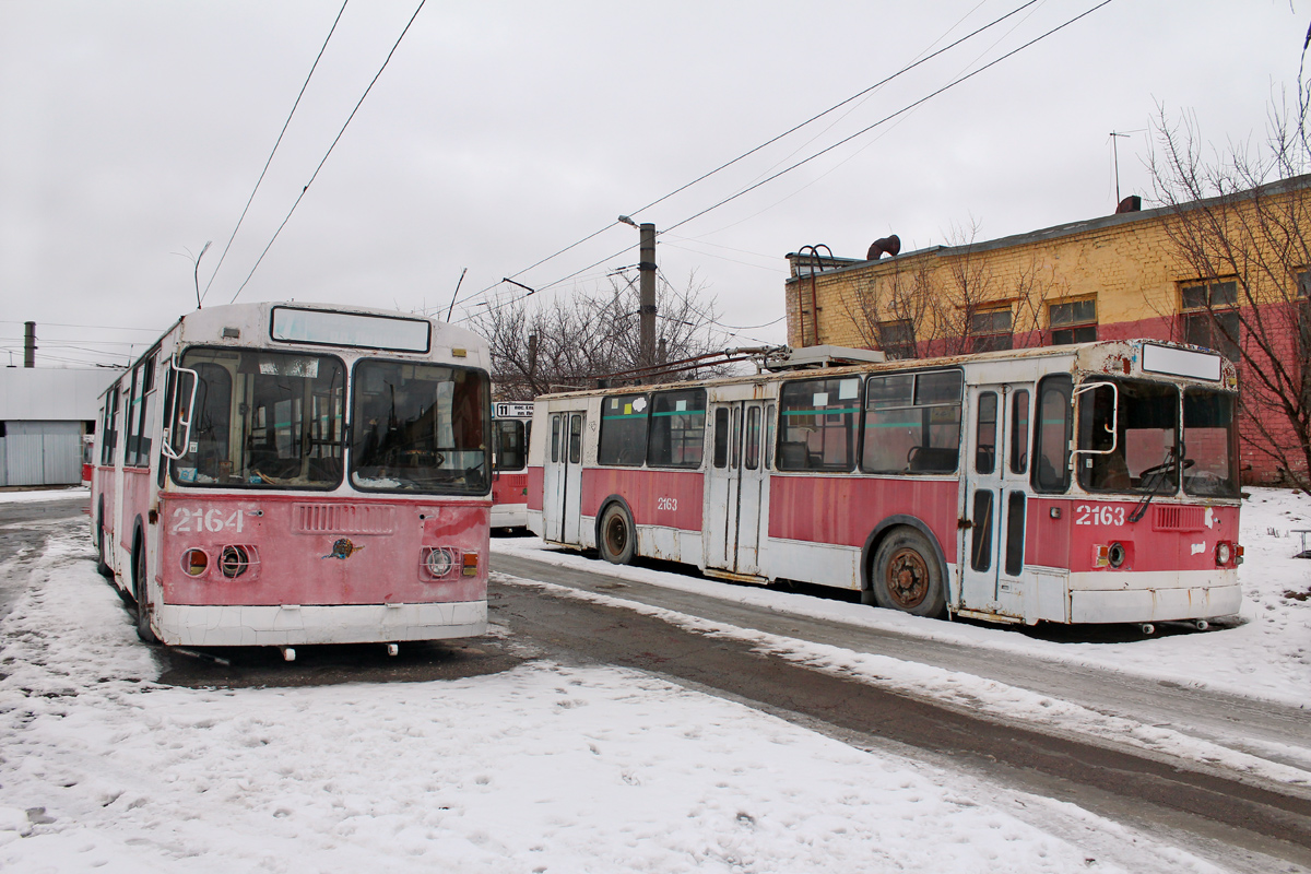 Саратов, ЗиУ-682Г-012 [Г0А] № 2164; Саратов, ЗиУ-682Г-012 [Г0А] № 2163