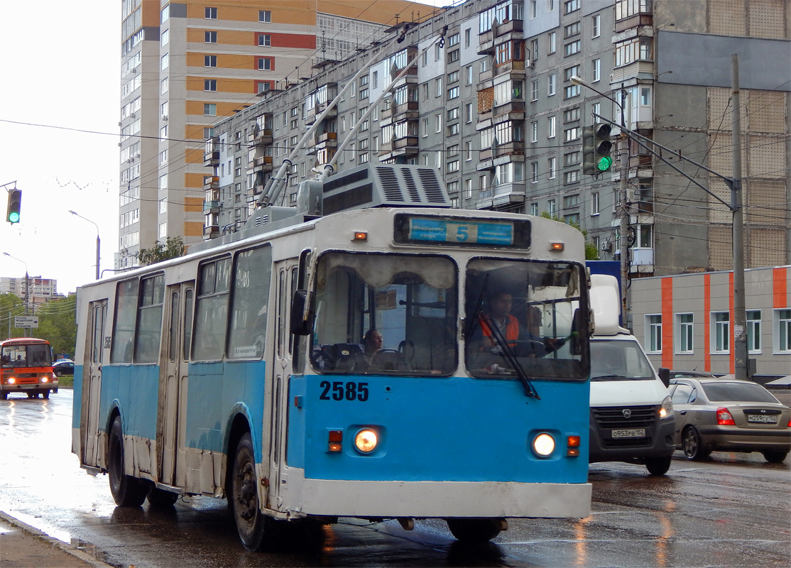 Нижний Новгород, Нижтролл (ЗиУ-682Г) № 2585