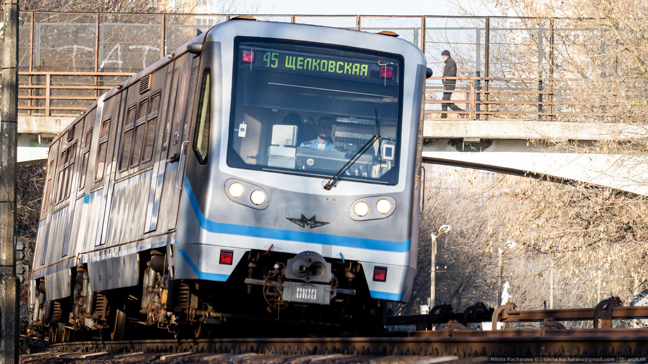 Moskau, 81-740.1 “Rusich” Nr. 0100