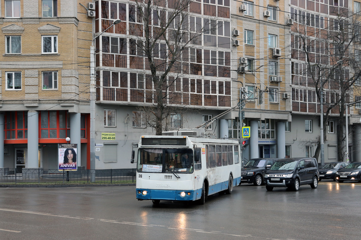 Ростов-на-Дону, ЗиУ-682Г-016.02 (с широкой 1-й дверью) № 316