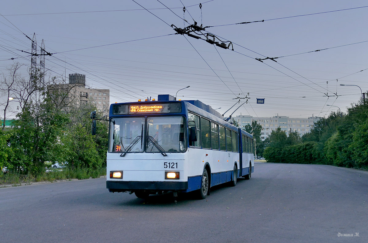 Санкт-Петербург, ВМЗ-6215 № 5121