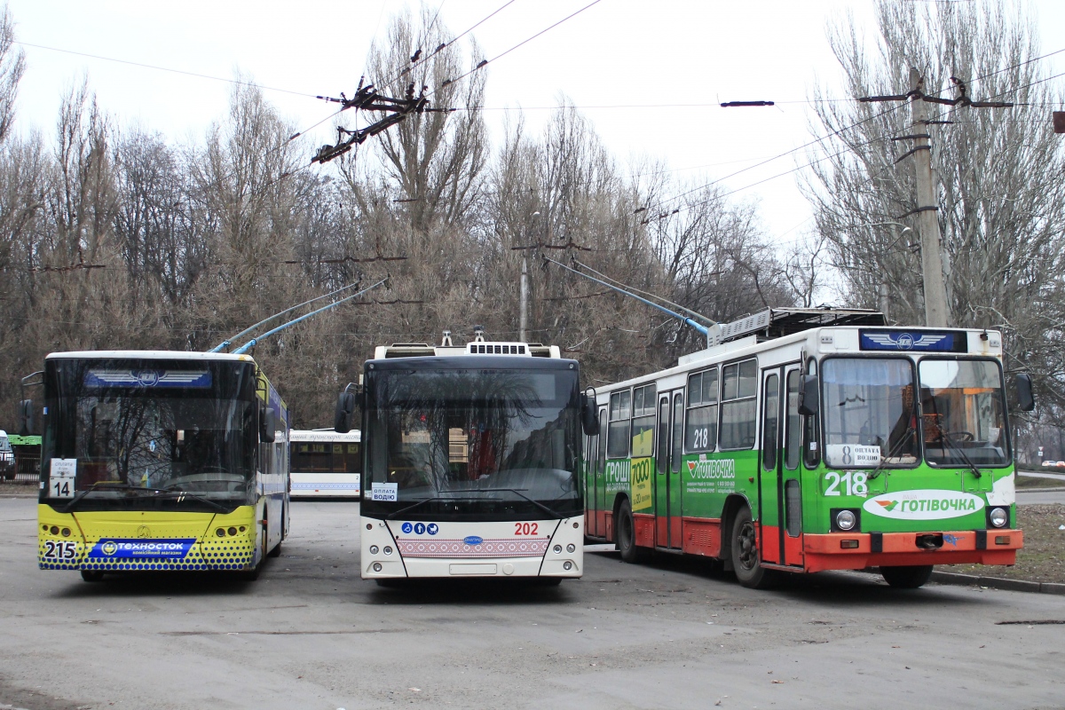 Запорожье, ЛАЗ E183D1 № 215; Запорожье, Дніпро Т203 № 202