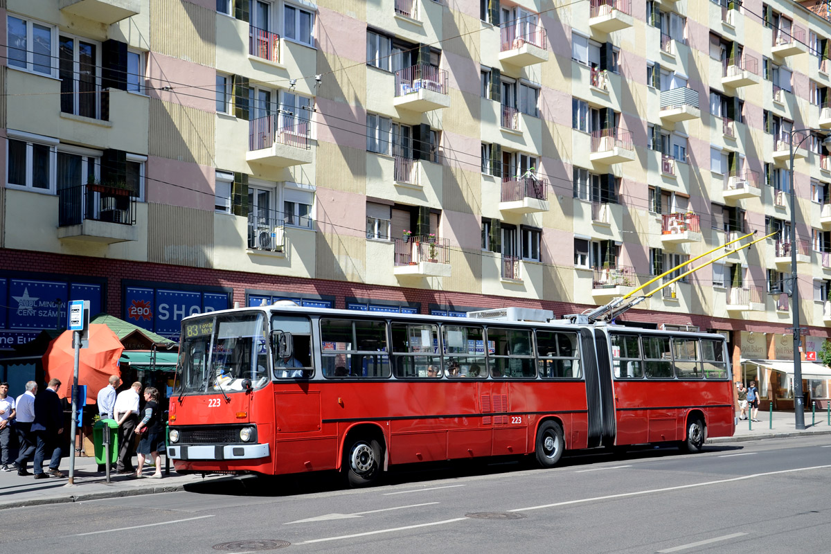 Будапешт, Ikarus 280.94 № 223