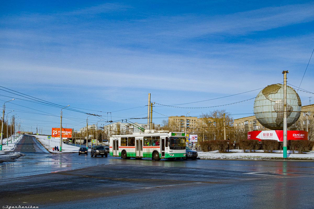Пенза, ЗиУ-682Г-016.02 № 1487; Пенза — Троллейбус и город