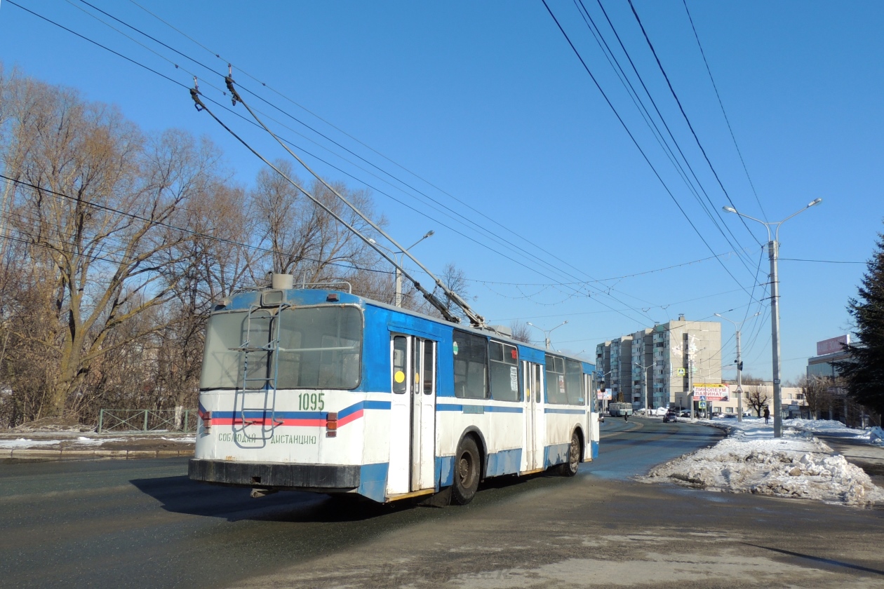 Новочебоксарск, ВМЗ-100 № 1095