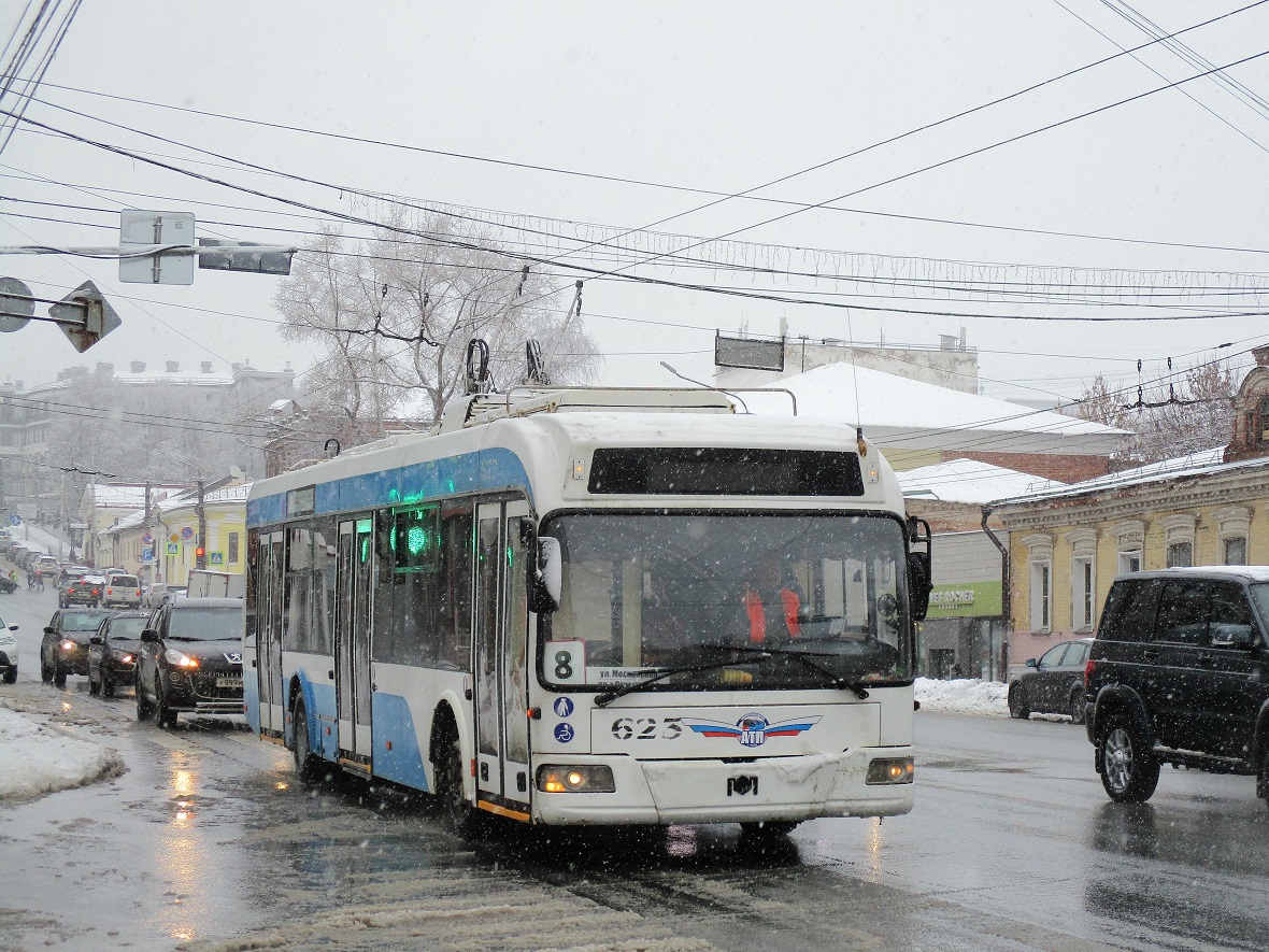 Киров, БКМ 321 № 623