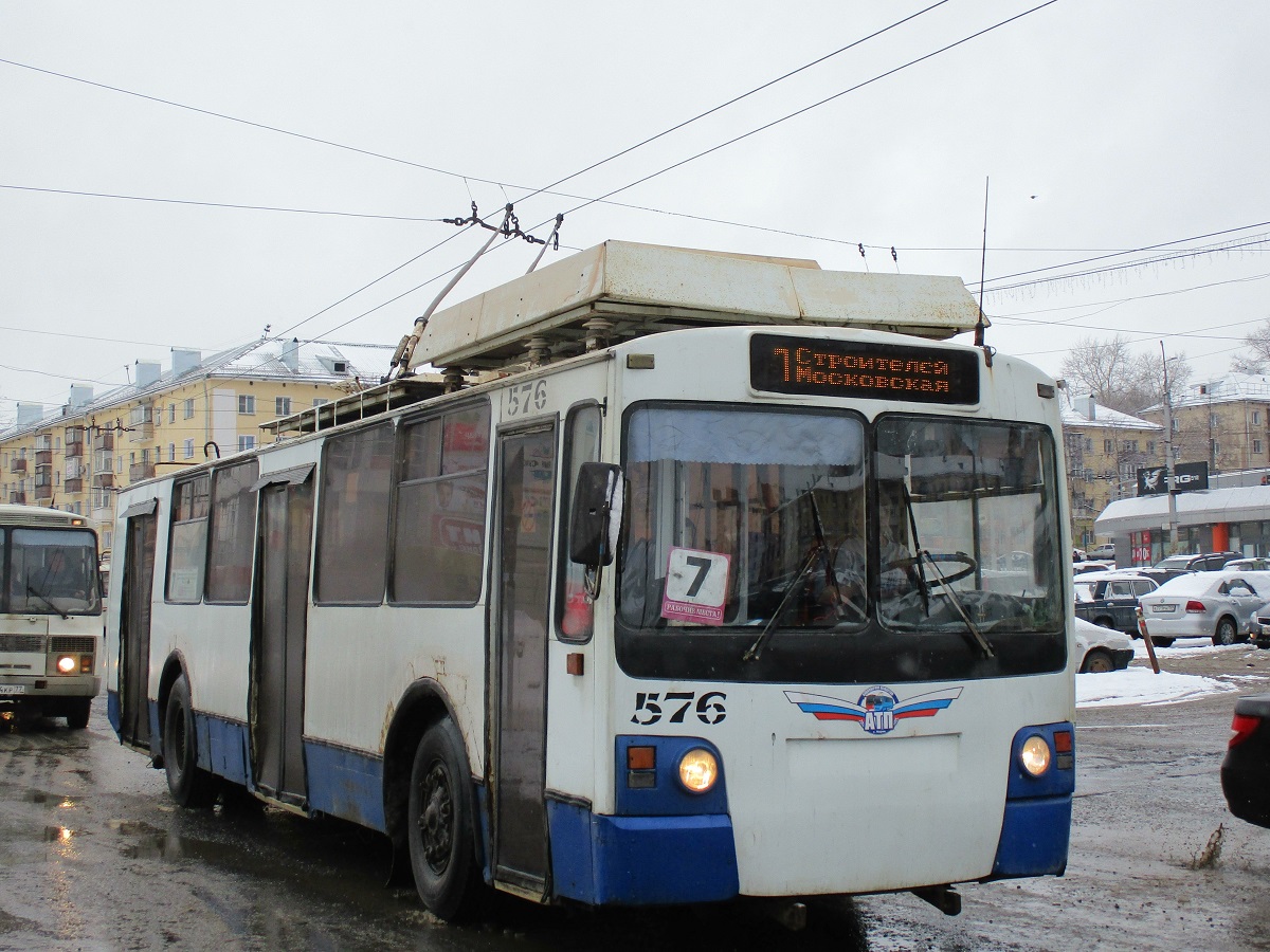 Киров, ЗиУ-682 КР Иваново № 576