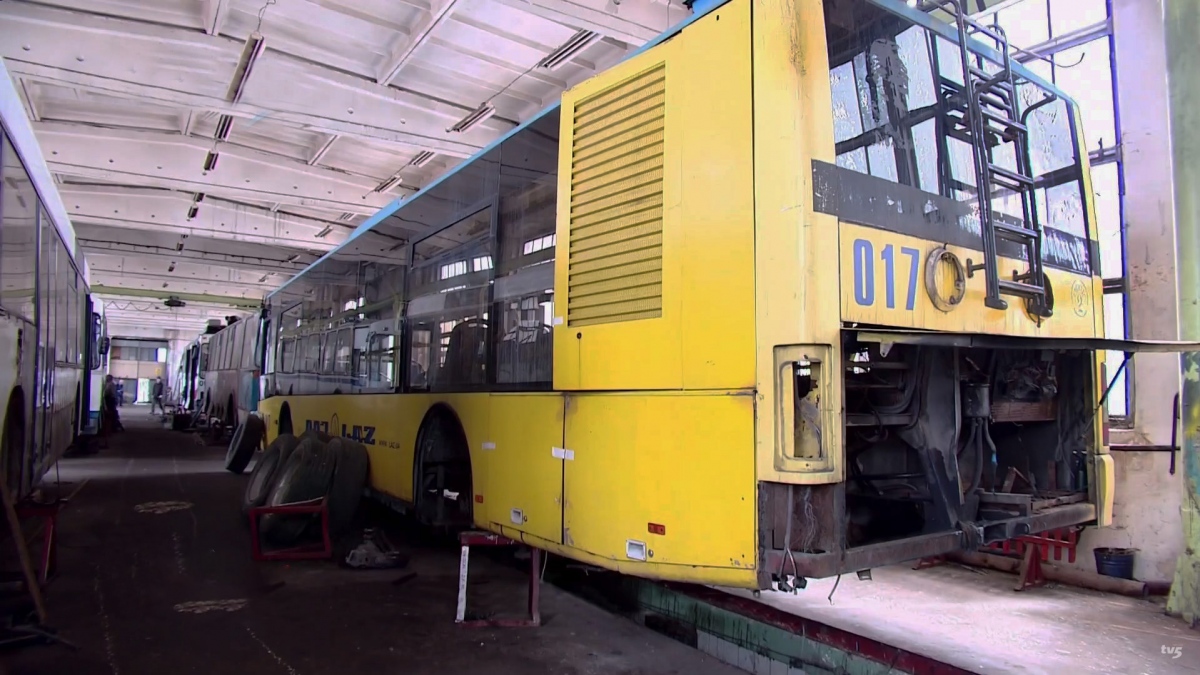 Запорожье, ЛАЗ E183D1 № 017