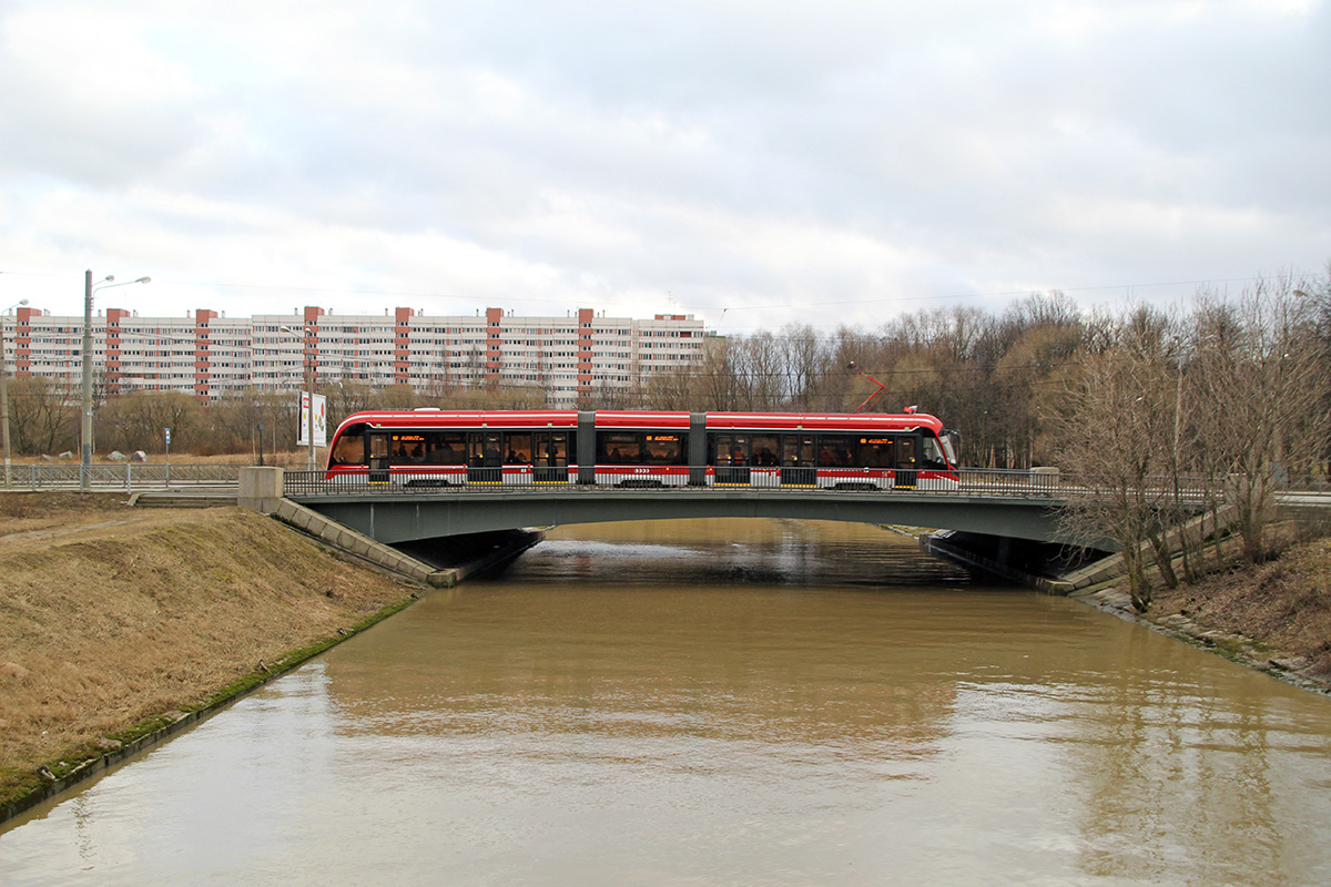 Sankt Petersburg — Bridges