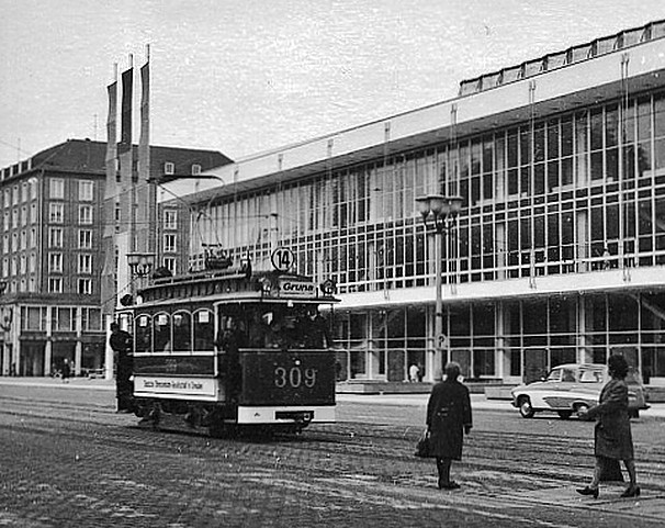 Dresden, Berolina 2-axle motor car Br. 309; Dresden — Old photos (tram)