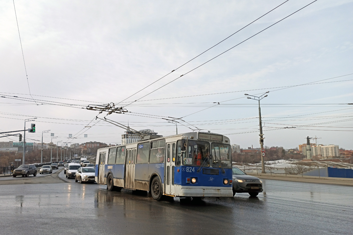 Чебоксары, ЗиУ-682Г-016 (012) № 824