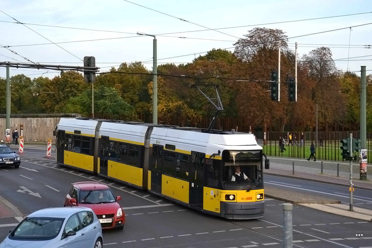 Берлин, Bombardier GT6N-ZR № 2037