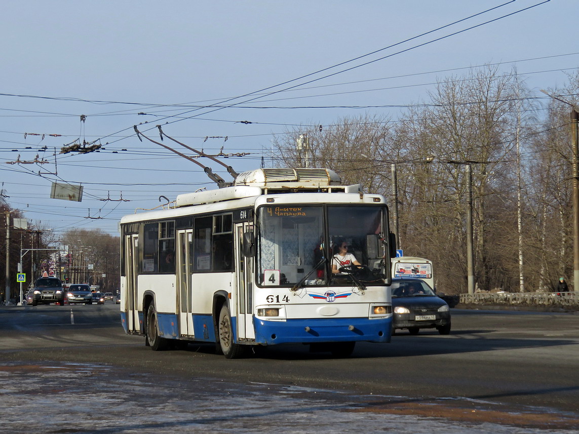 Киров, БТЗ-52768Р № 614