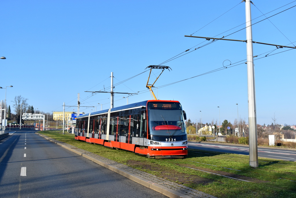 Prague, Škoda 15T2 ForCity Alfa Praha # 9224