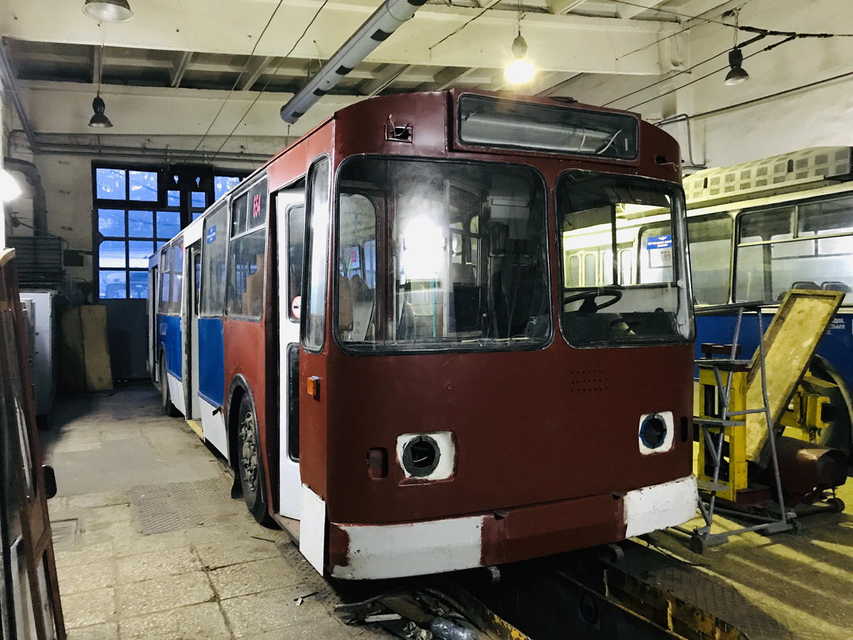 Чебоксары, ЗиУ-682Г-016 (012) П № 832