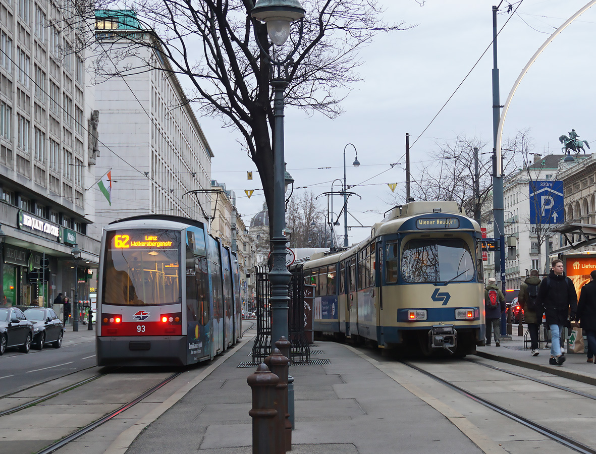 Вена, SGP 100 № 4-101; Вена, Siemens ULF-A1 № 93