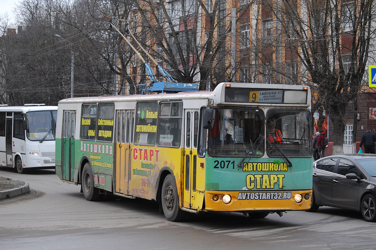 Bryansk, ZiU-682G-016 (018) № 2071