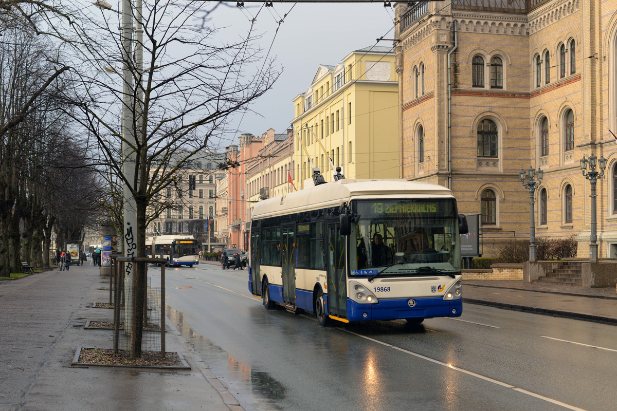 Рига, Škoda 24Tr Irisbus Citelis № 19868
