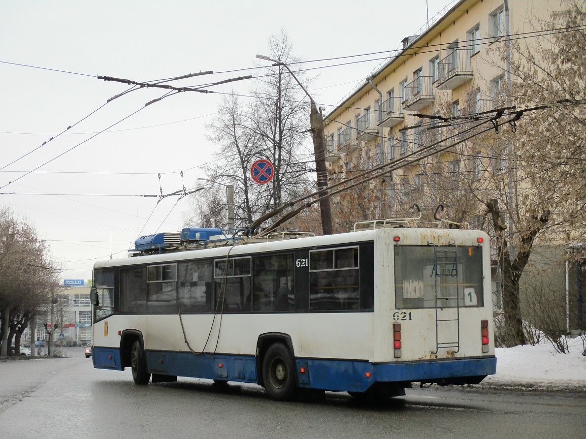 Киров, БТЗ-52768Р № 621 Киров, БТЗ-52768Р № 621