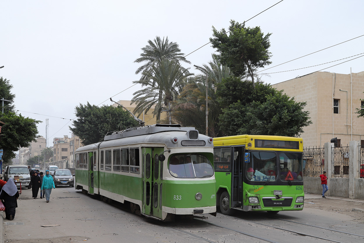 Александрия, Duewag GT6 № 833