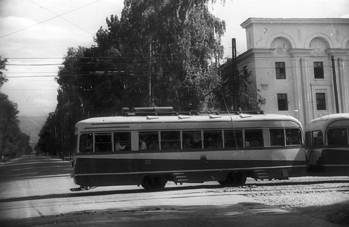 Алматы, КТМ-1 № 32; Алматы — Старые фотографии Алматы, КТМ-1 № 32; Алматы — Старые фотографии