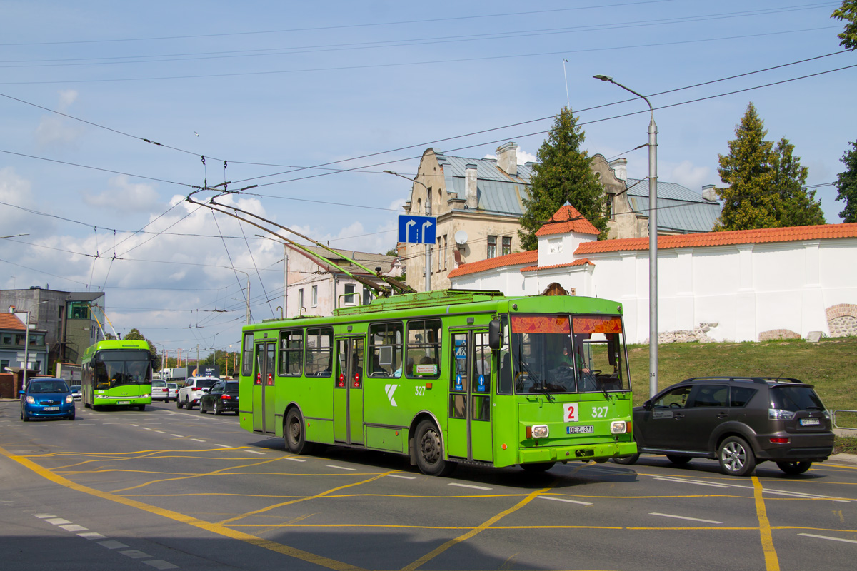 Каунас, Škoda 14Tr № 327