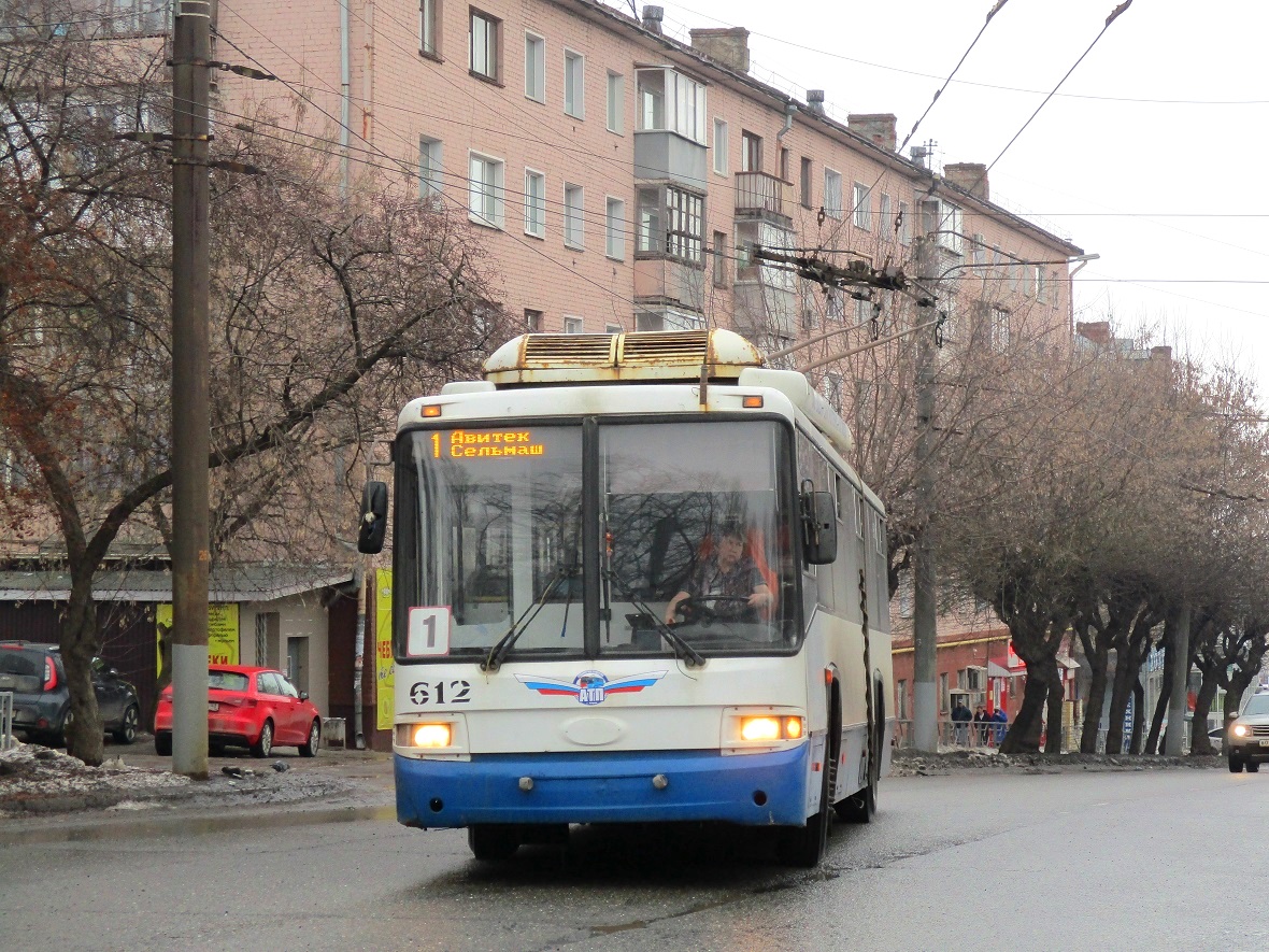Kirov, BTZ-52768A č. 612