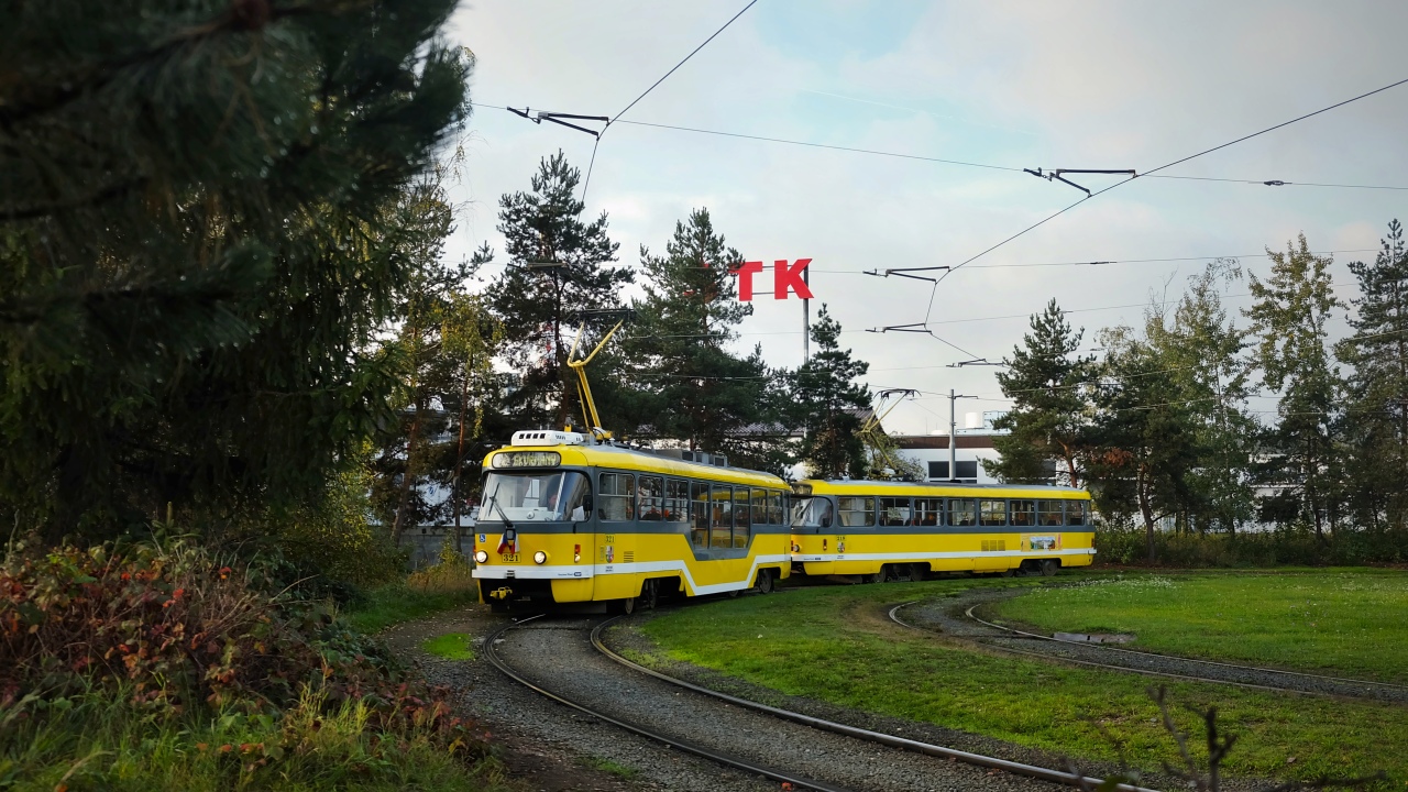 Пльзень, Tatra T3R.PLF № 321; Пльзень, Tatra T3R.P № 218