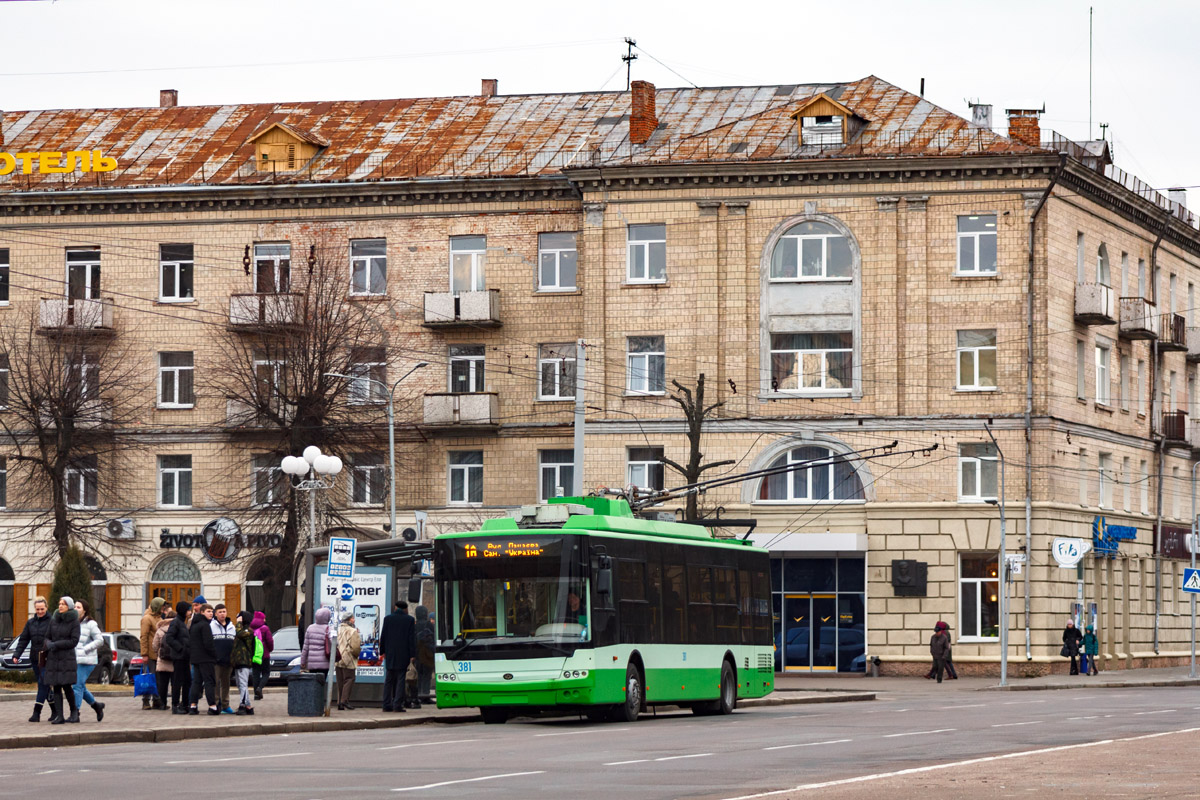 Черкассы, Богдан Т70117 № 381