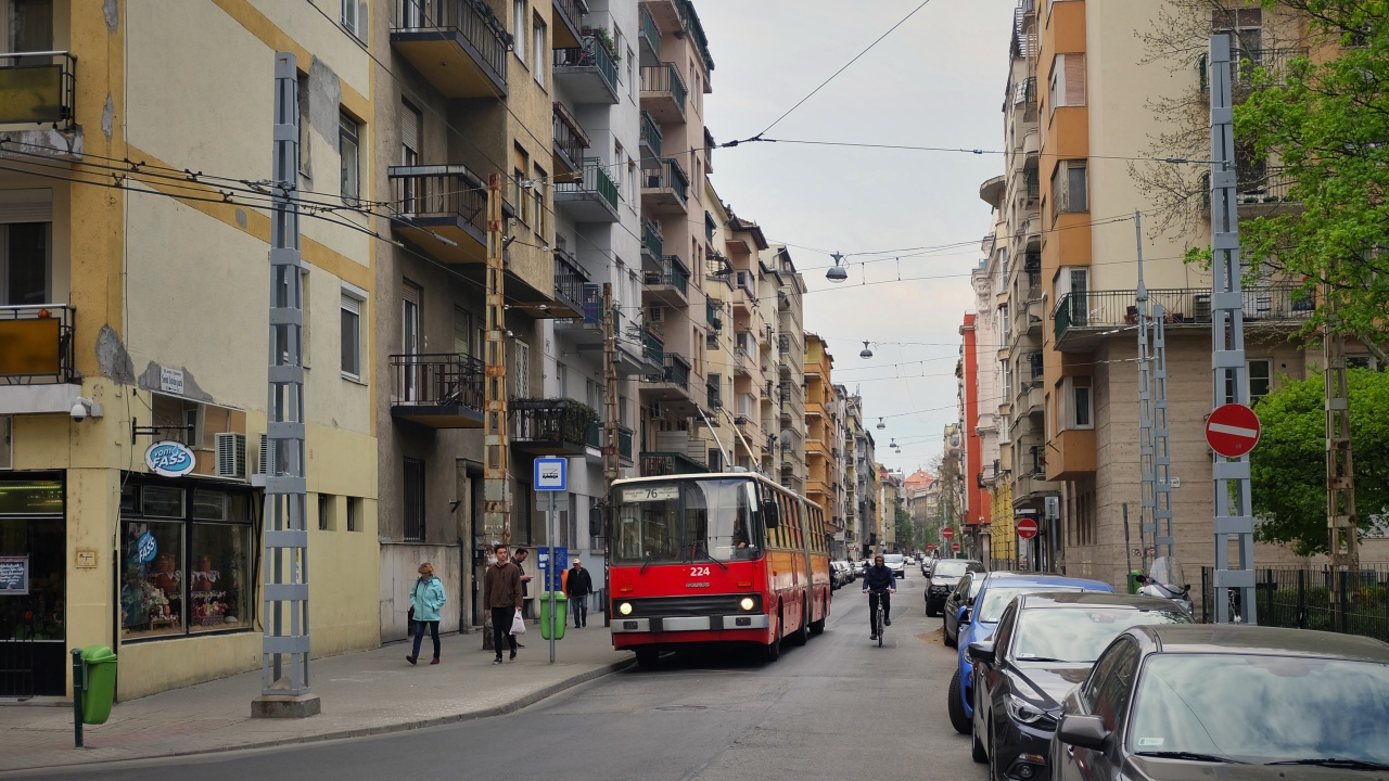 Budapest, Ikarus 280.94 N°. 224