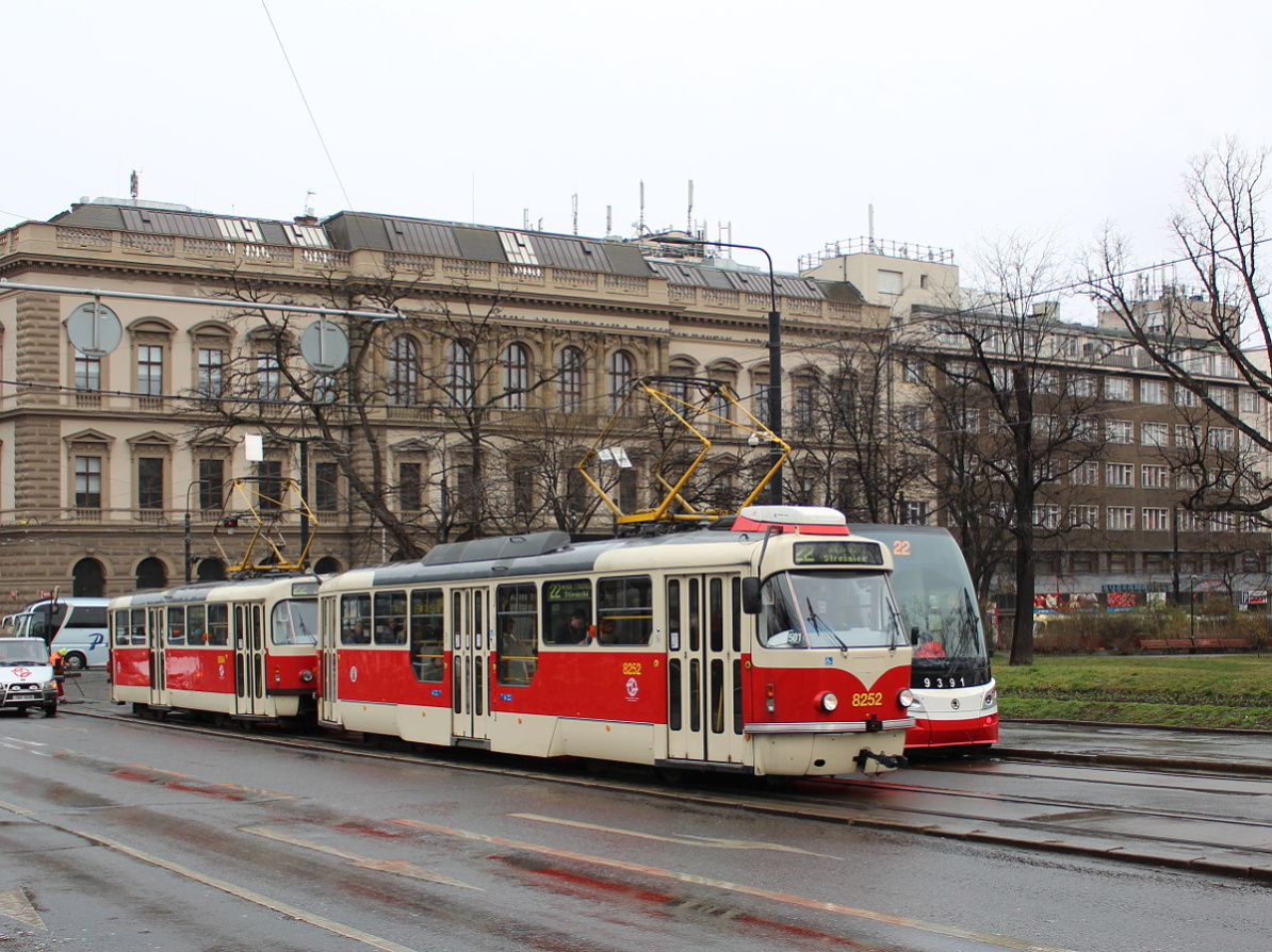 Прага, Tatra T3R.PLF № 8252