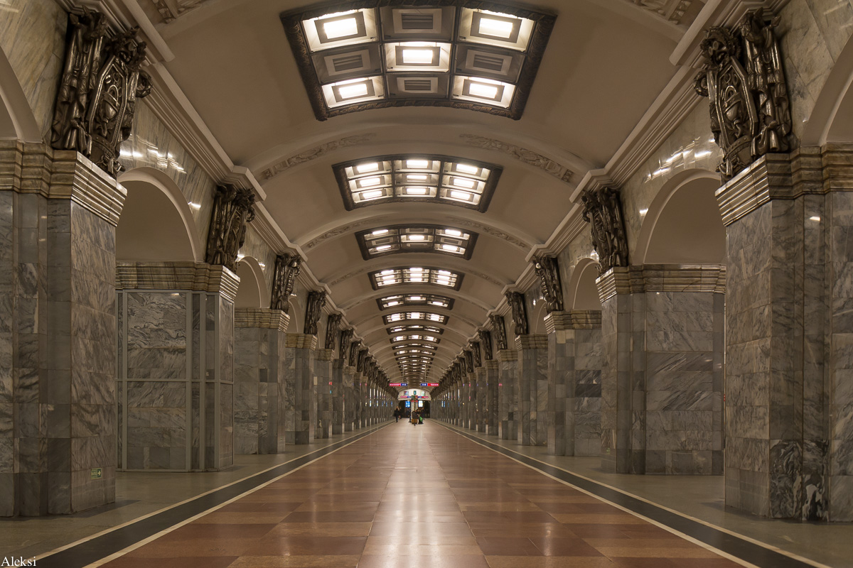 Санкт-Петербург — Метрополитен — Линия 1