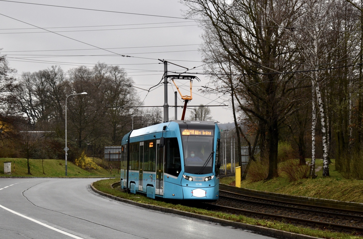 Острава, Stadler Tango NF2 № 1718