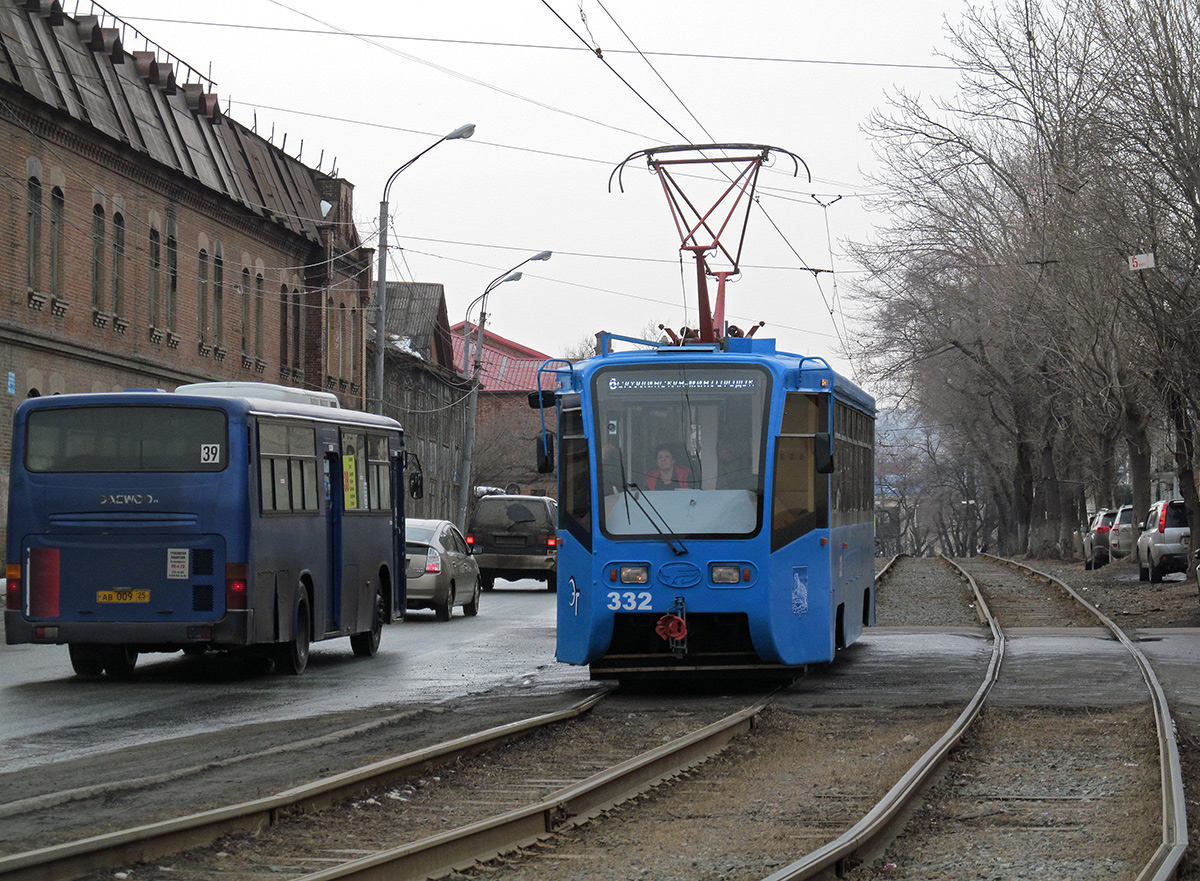 Владивосток, 71-619КС № 332