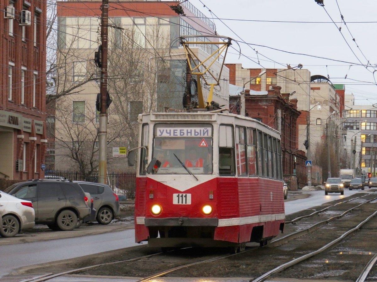 Омск, 71-605 (КТМ-5М3) № 111