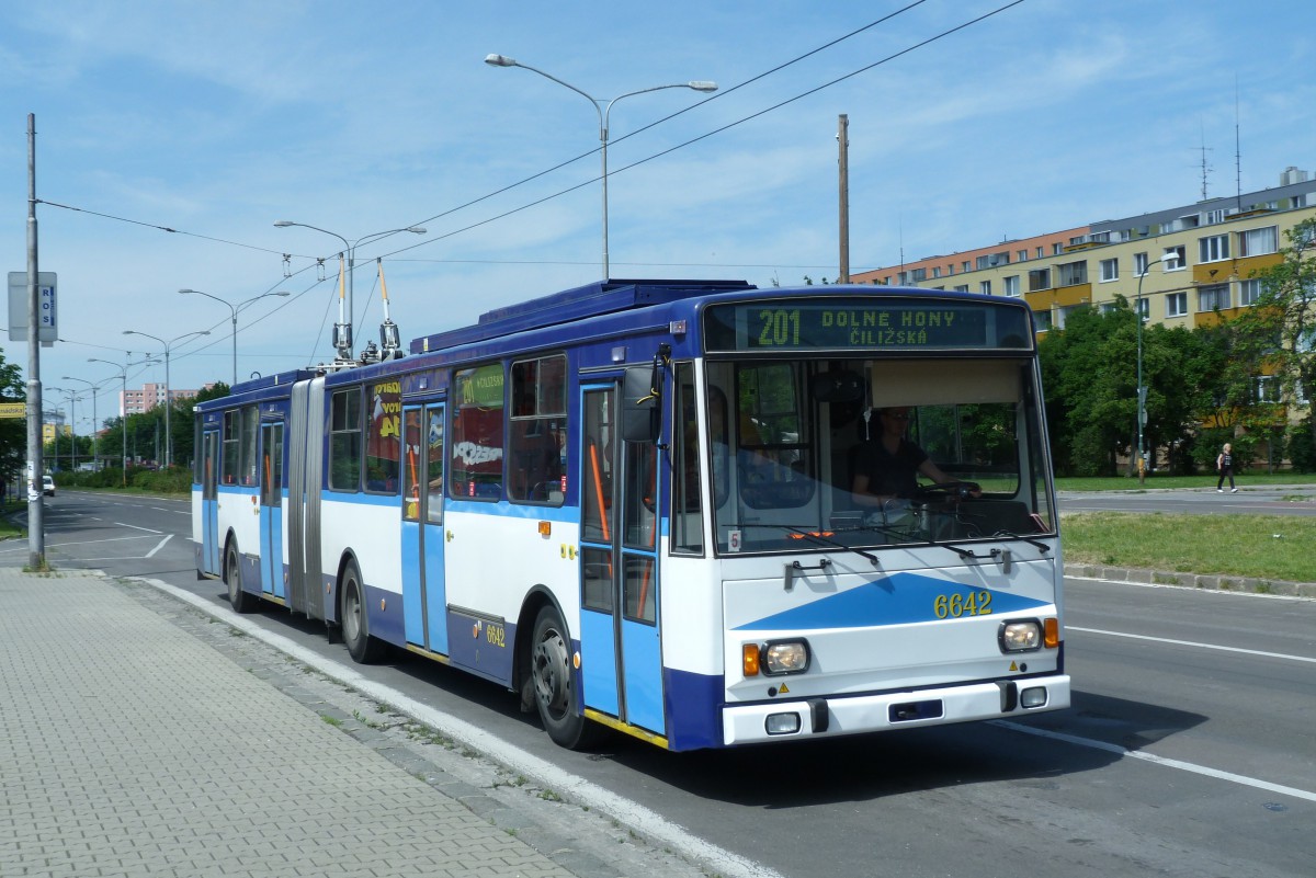 Братислава, Škoda 15Tr13/6M № 6642