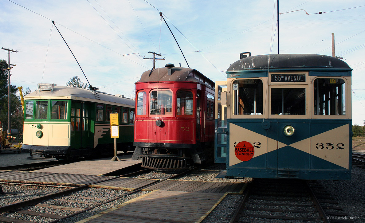 Суисун-Сити, Bethlehem Muni Type K № 178; Суисун-Сити, Интерурбан American моторный № 52; Суисун-Сити, Четырёхосный моторный St. Louis № 352