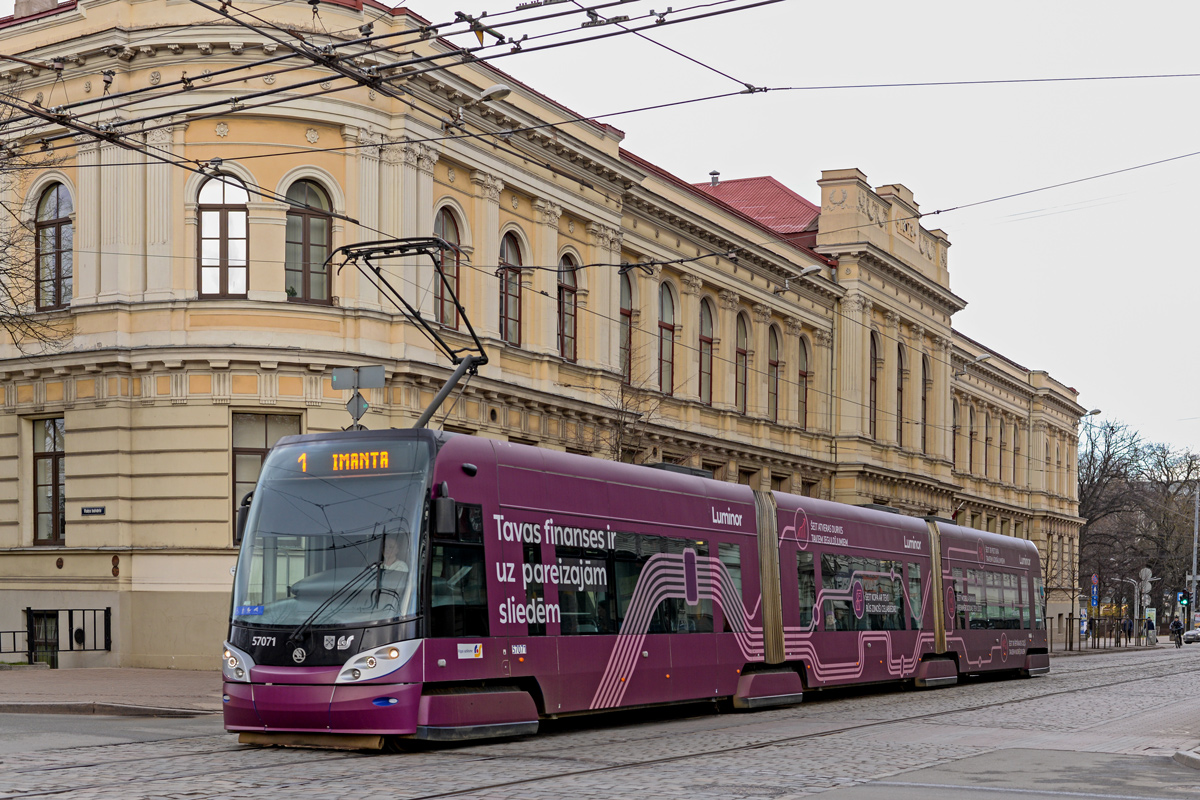 Рига, Škoda 15T ForCity Alfa Riga № 57071