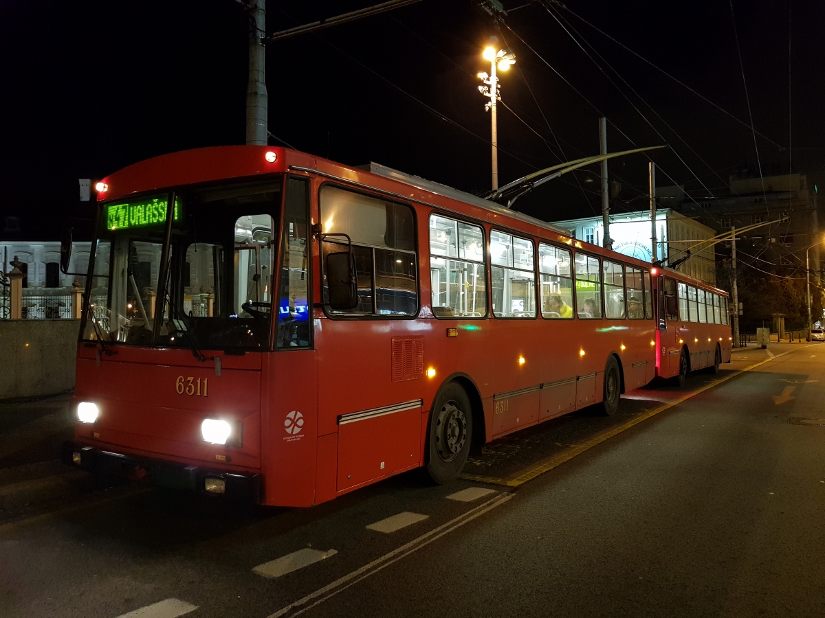 Братислава, Škoda 14Tr10/6 № 6311; Братислава, Škoda 14Tr10/6 № 6310